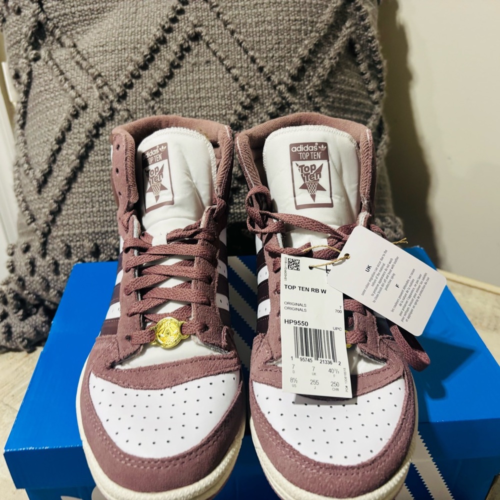 NWT❤️Adidas Women’s Top Ten RB Sneakers-Sz 8.5 - Picture 3 of 7